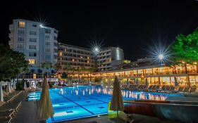 Merıdıa Beach Hotel